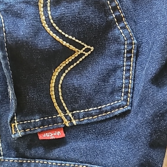 Levi's leggings, jeans, Girls size 5 years-old - Picture 3 of 5